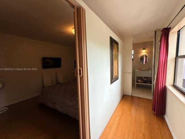 Building Photo - 11460 NW 37th St