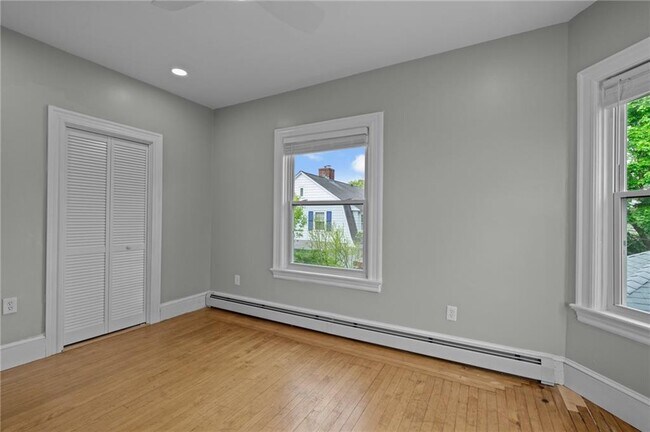 Building Photo - 17 Selkirk Rd