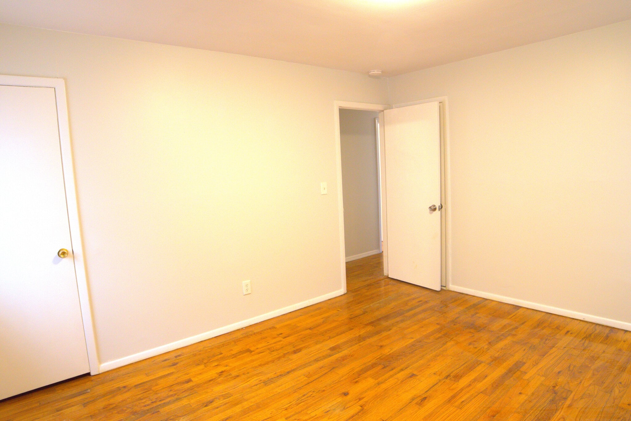 Building Photo - 393 Patton Ave