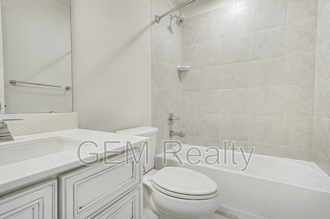 Building Photo - 1101 Rampart Dr