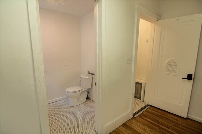 Building Photo - 30 Fayette St