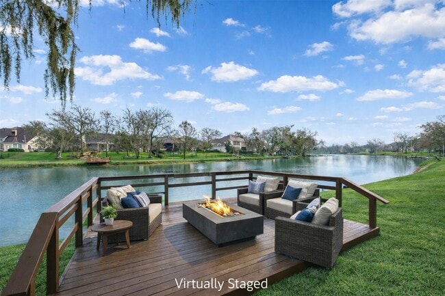 Building Photo - 4910 Waterbeck St