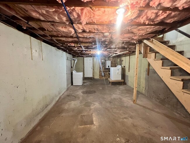 Building Photo - 34 Norman St