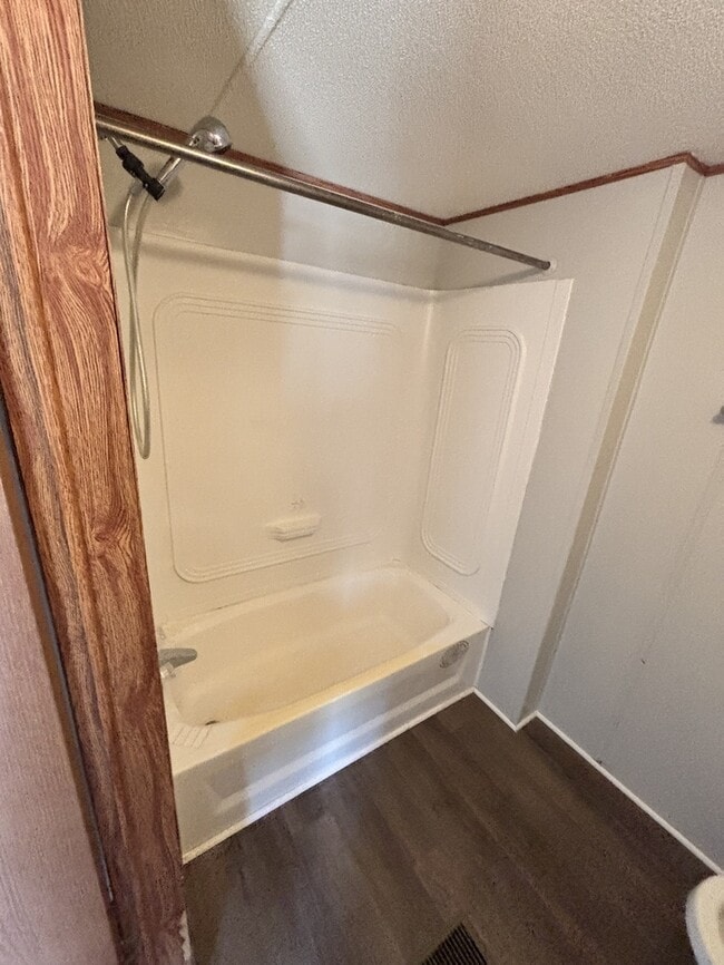 Building Photo - 128 Cassidy Ln