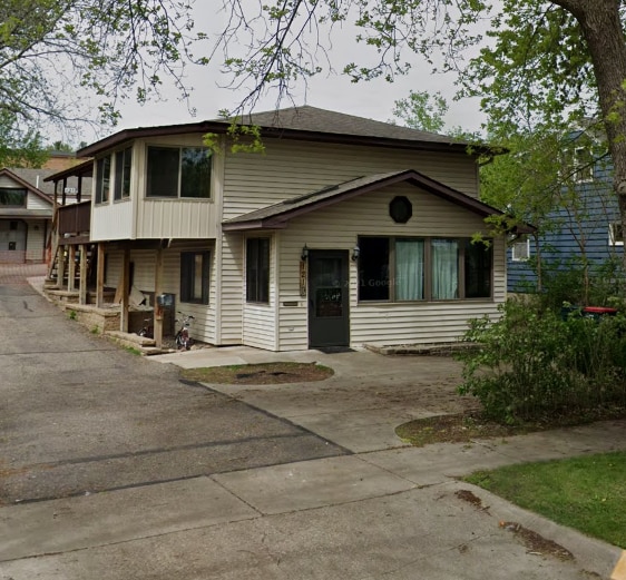 Building Photo - 1219 5th st