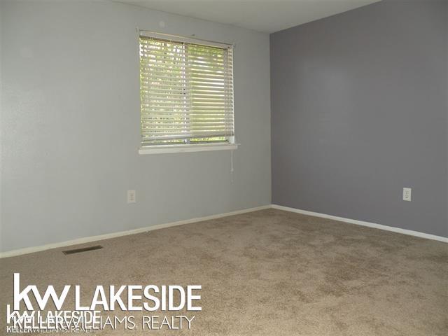 Building Photo - 2012 Orchard Crest St