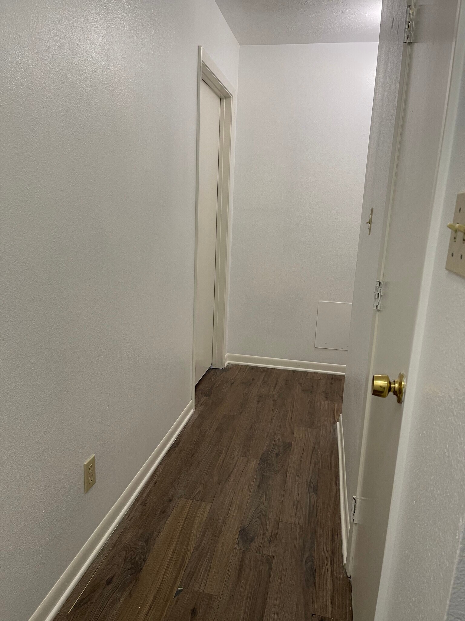 Building Photo - 1205 Vinyard Ct