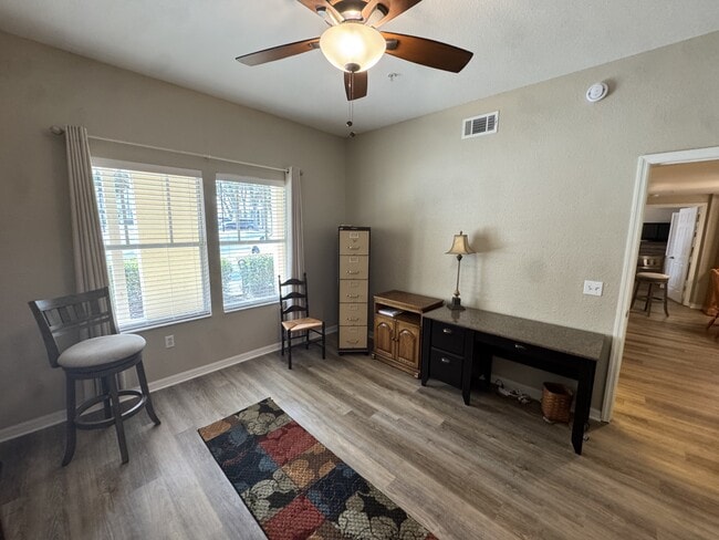 Building Photo - 5025 SW 91 Ct