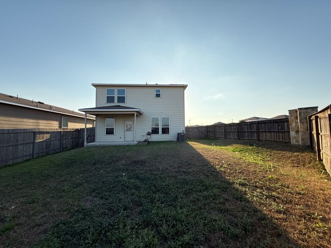 Building Photo - Spacious corner lot with Washer & Dryer in...