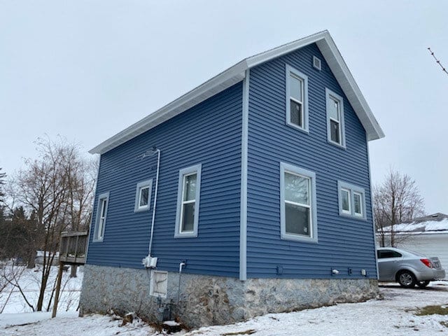 Building Photo - 115 Myron St