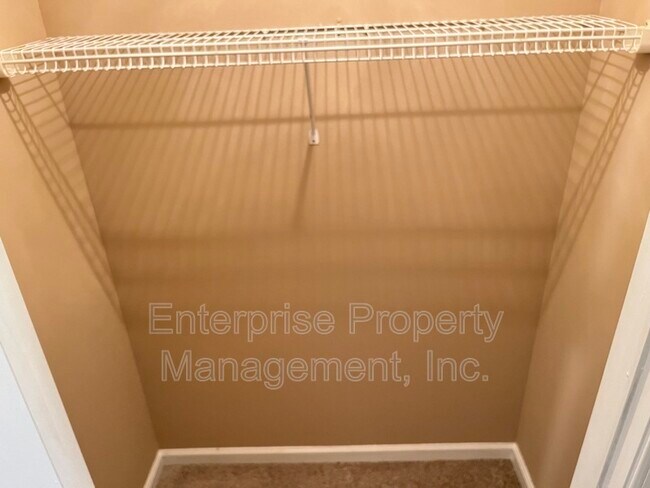 Building Photo - 9221 Lazzini Cove