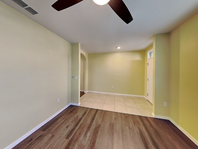 Building Photo - 1878 Cassidy Knoll Dr