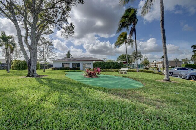 Building Photo - 2401 Del-Aire Blvd