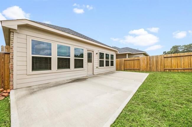 Building Photo - 22630 Rosebush Hl Rd