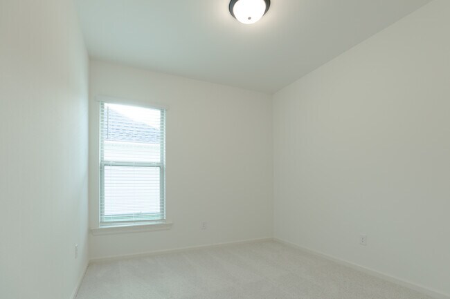 Building Photo - 39125 Tony Christy Ave