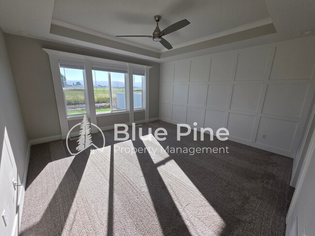 Building Photo - 4589 Blackstone Dr