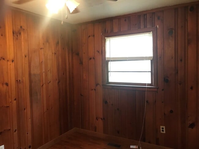 Building Photo - 4387 8th Ave N