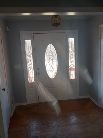 Building Photo - 799 Sage Ln NW