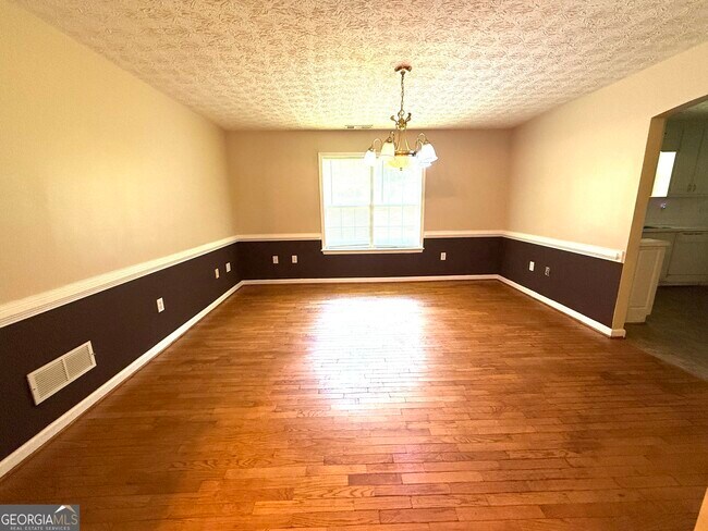 Building Photo - 25 Brookstone Ct