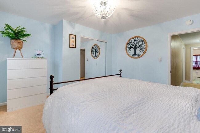 Building Photo - 1006 Morris St