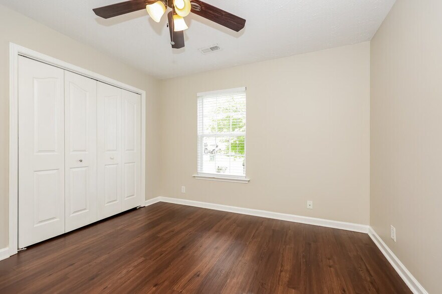 Building Photo - 1229 Shannon Ln