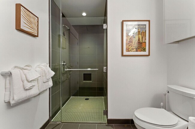 Building Photo - 399 Fremont St