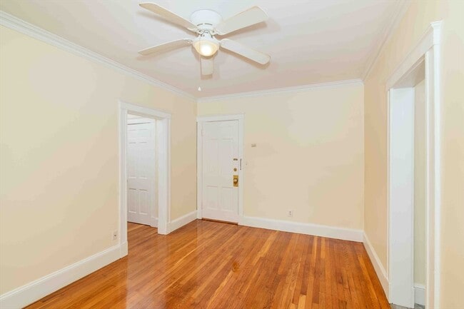 Building Photo - 17 Greenleaf St