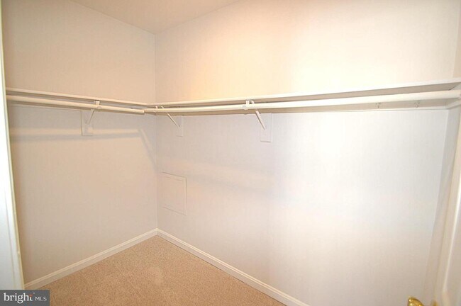 Building Photo - 13510 Nickleback Ct