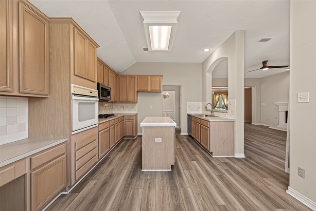 Building Photo - 2607 Plantation Hollow Ct