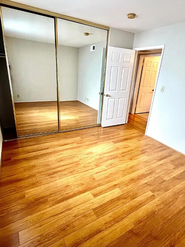 Building Photo - 625 E Palm Ave