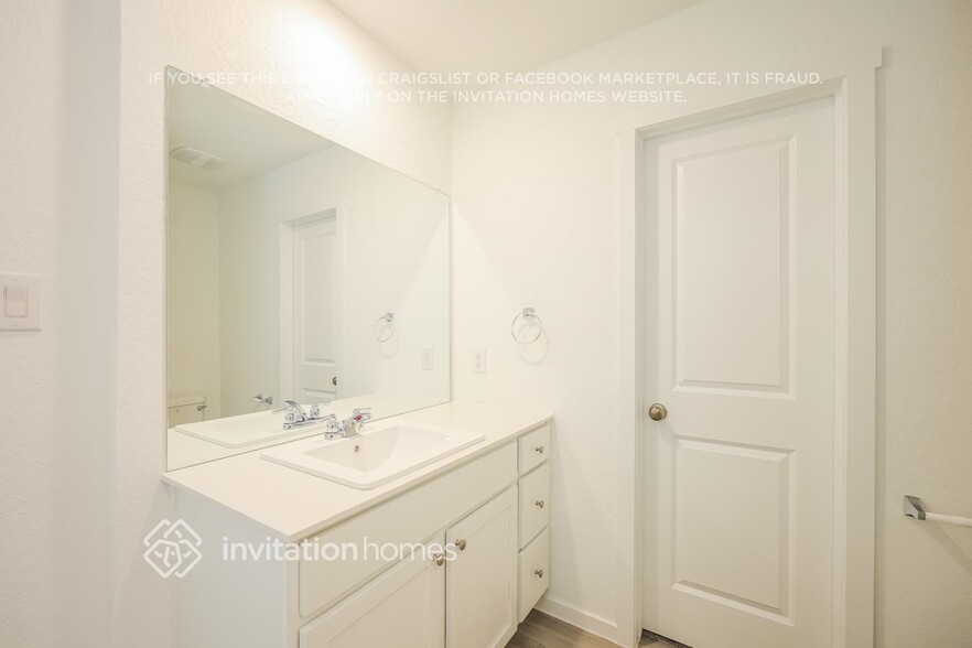 Building Photo - 14410 Fulling Ml