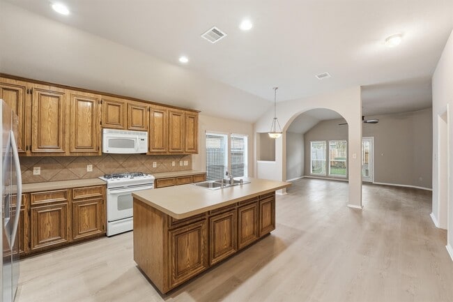 Building Photo - 20931 Hamlet Ridge Ln