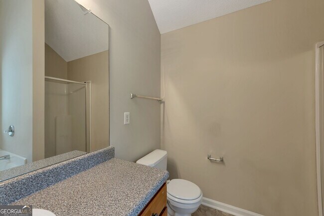 Building Photo - 4750 Buckeye Pl