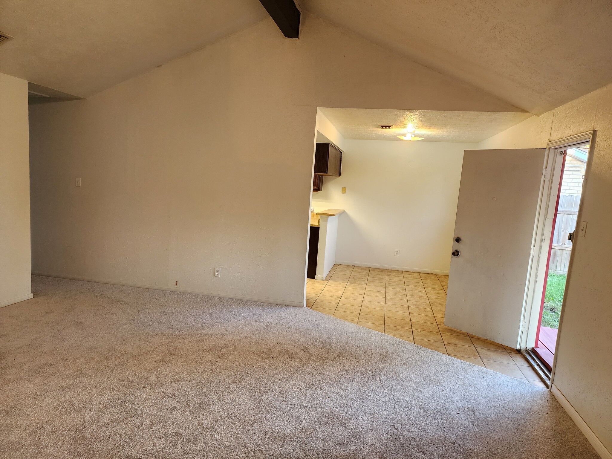 Building Photo - 14834 Keelby Dr