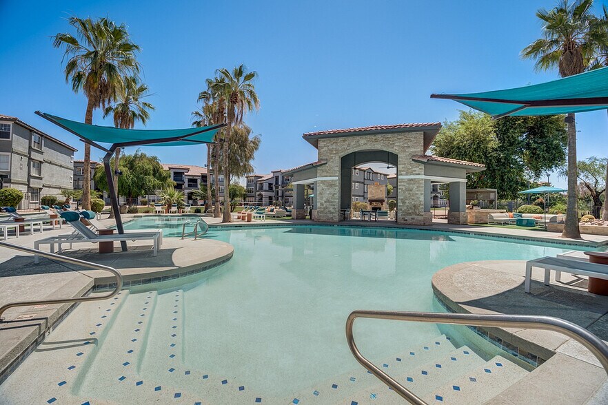 Building Photo - Gateway at Tempe - Lease by the bed