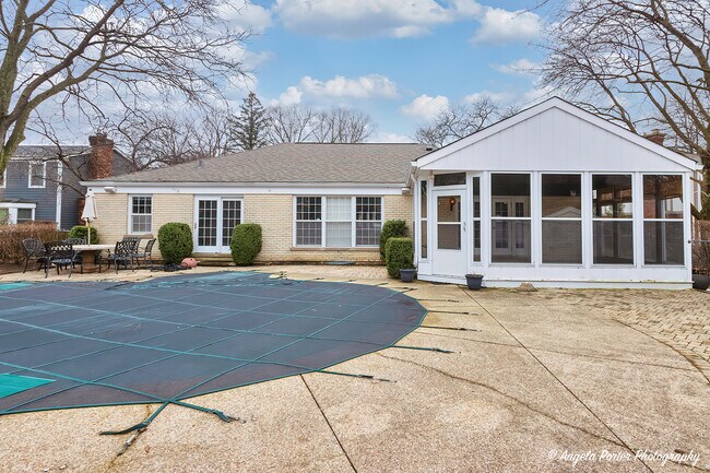 Building Photo - 756 Stonegate Rd