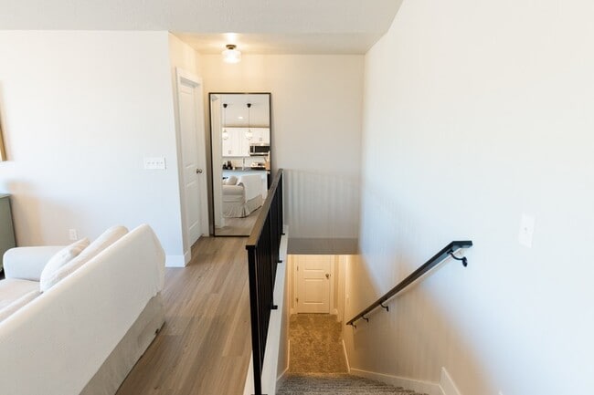 Building Photo - 2823 E Clarkstone Dr