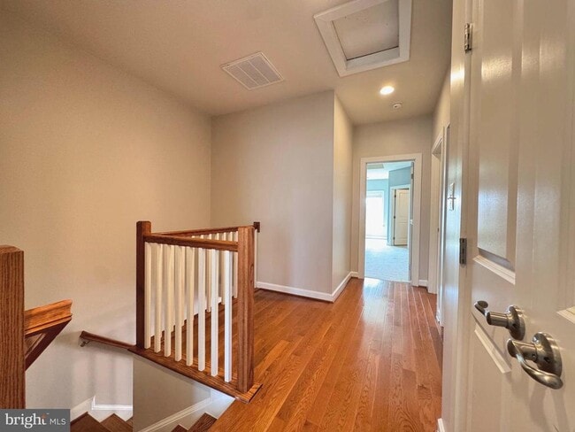 Building Photo - 20649 Duxbury Terrace