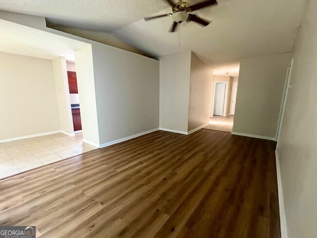 Building Photo - 167 Talbot Ct