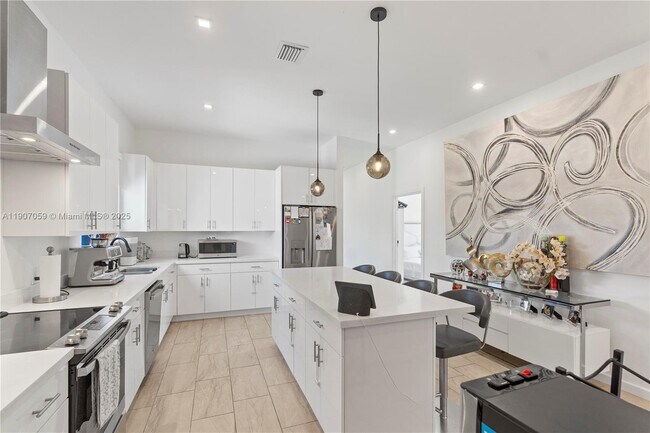 Building Photo - 10925 SW 218th Terrace