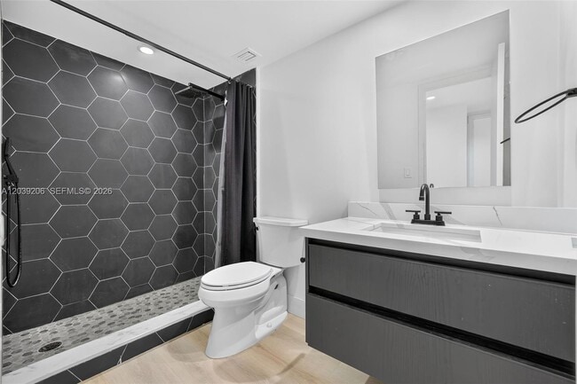 Building Photo - 13155 Ixora Ct