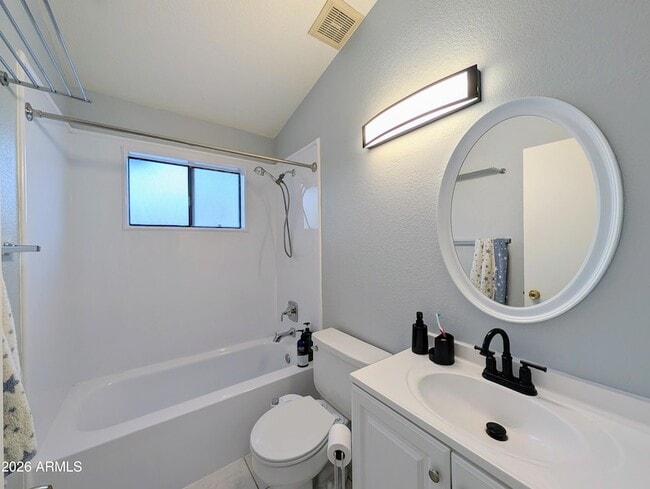 Building Photo - 1222 W Baseline Rd