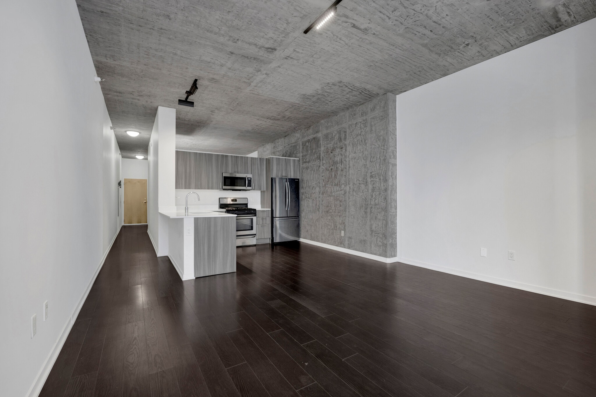 Building Photo - 1345 S Wabash Ave