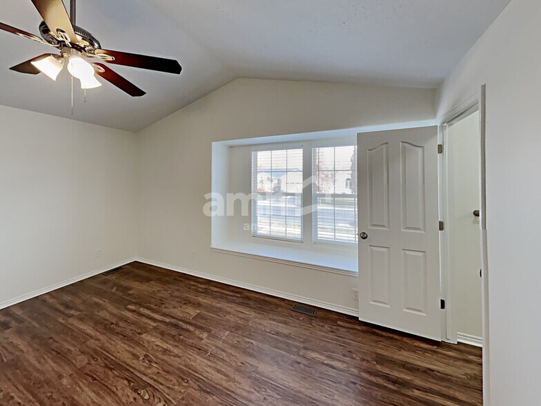 Building Photo - 1470 S 1525 W
