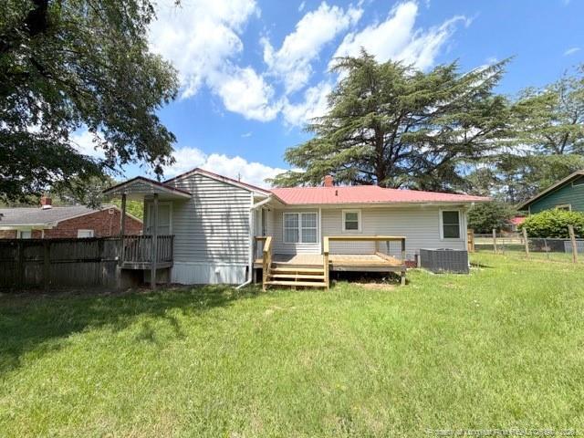 Building Photo - 909 Sandalwood Dr