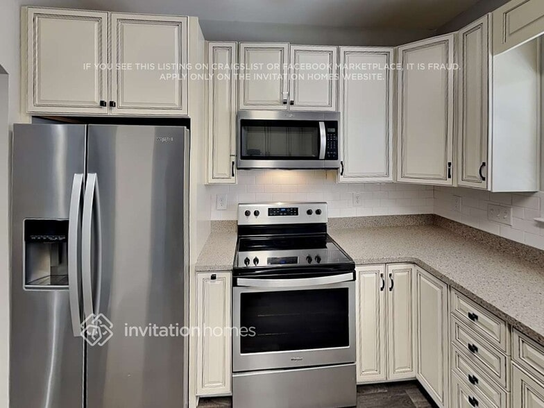 Building Photo - 9215 Ducati Ln