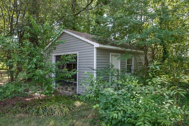 Building Photo - 1407 Northbury Ave