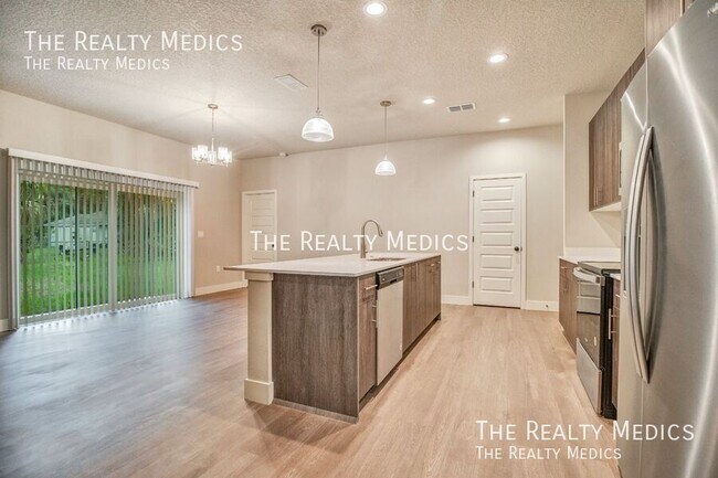 Building Photo - 1493 Hayworth Cir NW