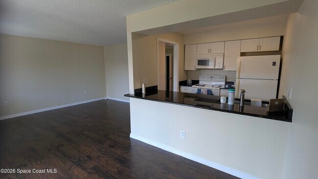 Building Photo - 205 San Paulo Cir