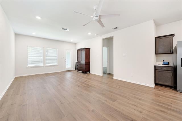 Building Photo - 908 Hay Loft Ln